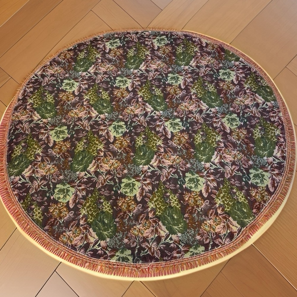 Floral Round Area Rug with Fringe - 66” diameter